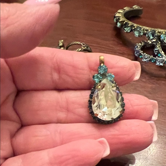 Sorrelli Elegant Crystal Jewelry Set - Picture 2 of 16